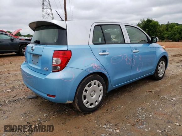 2014 Scion xD with VIN JTKKUPB42E1040760, listed as a Copart auction lot 58491925 with 174,777 mi miles and Salvage title. Bid and sale history available at DreamBid. Image 3.
