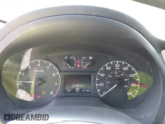 2017 Nissan Sentra SR z VIN 3N1AB7APXHY332390, wystawiony jako IAAI lot #42049476 z przebiegiem 87 483 mil mil oraz . Historia ofert i sprzedaży dostępna na DreamBid. Obrazek 7.