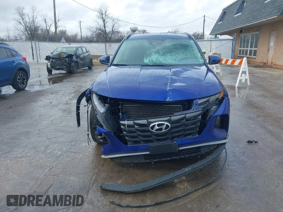 2022 Hyundai Tucson SEL with VIN 5NMJBCAE6NH041282, listed as a IAAI auction lot 41704362 with 29,661 mi miles. Bid and sale history available at carsss.com. Image 13.
