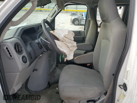 2013 Ford Econoline Passenger XL with VIN 1FBSS3BLXDDA19833, listed as a Copart auction lot 54133245 with 224,074 mi miles and Non repairable. Bid and sale history available at DreamBid. Image 7.