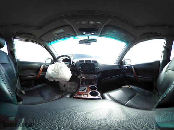 2011 Toyota Highlander Limited with VIN 5TDYK3EH8BS043420, listed as a IAAI auction lot 41936665 with 205,590 mi miles. Bid and sale history available at carsss.com. Image 18.