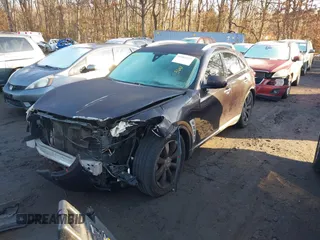 2010 Infiniti FX with VIN JN8AS1MW9AM853823, listed as a IAAI auction lot 41082325 with 137,096 mi miles. Bid and sale history available at carsss.com. Image 2.