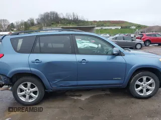 2010 Toyota RAV4 Limited z VIN 2T3DF4DVXAW046218, wystawiony jako IAAI lot #41973168 z przebiegiem 139 085 mil mil oraz . Historia ofert i sprzedaży dostępna na DreamBid. Obrazek 13.
