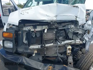 2011 Ford Econoline Passenger XL с VIN 1FBSS3BL5BDB09954, выставлен на аукционе IAAI как лот 41325653 с пробегом Не указан миль и . История ставок и продаж доступна на DreamBid. Изображение 10.