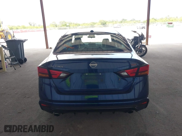 2023 Nissan Altima SR z VIN 1N4BL4CV3PN367086, wystawiony jako IAAI lot #42377083 z przebiegiem 52 417 mil mil oraz . Historia ofert i sprzedaży dostępna na DreamBid. Obrazek 16.