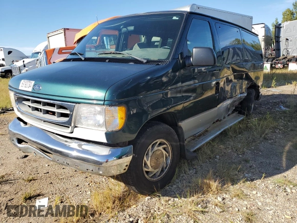 2000 Ford Econoline Passenger XL with VIN 1FMRE11L9YHB19715, listed as a Copart auction lot 69192734 with 237,129 mi miles and Salvage title. Bid and sale history available at DreamBid. Image 1.