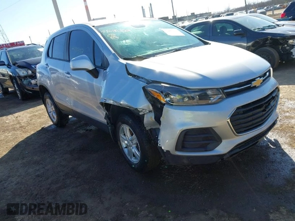 2019 Chevrolet Trax LS with VIN 3GNCJNSB5KL196519, listed as a IAAI auction lot 41686357 with 117,162 mi miles. Bid and sale history available at carsss.com. Image 1.