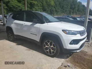 2025 Jeep Compass Limited with VIN 3C4NJDCN6ST511638, listed as a Copart auction lot 63121135 with 16,324 mi miles and Clean title. Bid and sale history available at DreamBid. Image 4.