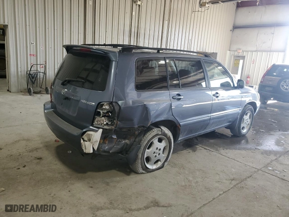2004 Toyota Highlander with VIN JTEEP21A240013936, listed as a Copart auction lot 48365465 with 220,625 mi miles and Salvage Title. Bid and sale history available at carsss.com. Image 3.