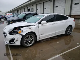2019 Ford Fusion Titanium z VIN 3FA6P0RU5KR202837, wystawiony jako Copart lot #60073305 z przebiegiem 113 728 mil mil oraz Szkoda całkowita • Salvage title. Historia ofert i sprzedaży dostępna na DreamBid. Obrazek 1.