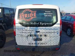 2015 Ford Transit Connect XL z VIN NM0LE7E78F1198971, wystawiony jako IAAI lot #41581488 z przebiegiem 281 812 mil mil oraz . Historia ofert i sprzedaży dostępna na DreamBid. Obrazek 17.