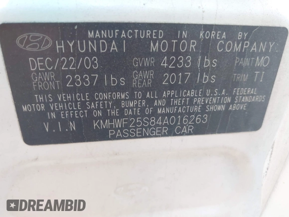 2004 Hyundai Sonata with VIN KMHWF25S84A016263, listed as a IAAI auction lot 41767003 with 140,301 mi miles. Bid and sale history available at carsss.com. Image 9.