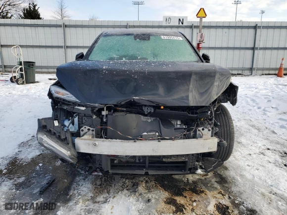 2021 Hyundai Kona Electric Limited with VIN KM8K33AG9MU106826, listed as a Copart auction lot 41995415 with 10,886 mi miles and Salvage Title. Bid and sale history available at carsss.com. Image 5.