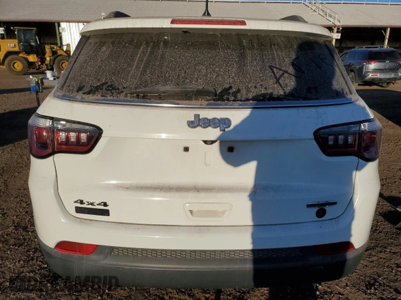 2017 Jeep Compass Latitude with VIN 3C4NJDBB4HT674613, listed as a Copart auction lot 46247355 with 124,299 mi miles and Salvage Title. Bid and sale history available at carsss.com. Image 6.