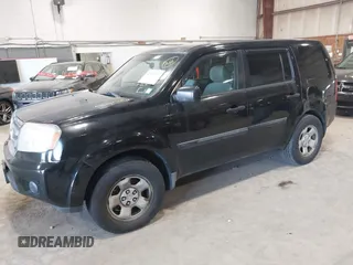 2009 Honda Pilot LX with VIN 5FNYF48219B047437, listed as a IAAI auction lot 42070317 with 253,853 mi miles and . Bid and sale history available at DreamBid. Image 2.