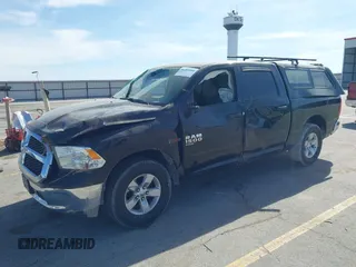 2019 Ram 1500 Tradesman z VIN 1C6RR6KM9KS749538, wystawiony jako IAAI lot #41743266 z przebiegiem 164 161 mil mil oraz . Historia ofert i sprzedaży dostępna na DreamBid. Obrazek 2.