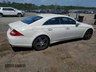 2009 Mercedes-Benz CLS 550 with VIN WDDDJ72X09A144730, listed as a Copart auction lot 62797235 with 116,924 mi miles and Salvage title. Bid and sale history available at DreamBid. Image 3.