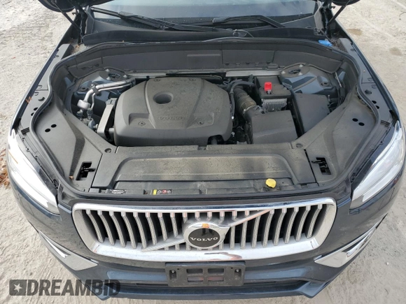 2021 Volvo XC90 Inscription with VIN YV4A22PLXM1678648, listed as a Copart auction lot 46236065 with 39,867 mi miles and Salvage title. Bid and sale history available at DreamBid. Image 12.