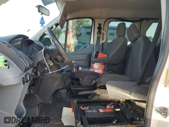2017 Ford Transit XL with VIN 1FBZX2ZM4HKB13278, listed as a Copart auction lot 52975815 with 268,052 mi miles and Salvage Title. Bid and sale history available at DreamBid. Image 7.