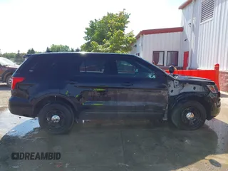 2017 Ford Police Interceptor Utility with VIN 1FM5K8AT9HGB55149, listed as a IAAI auction lot 40735884 with 76,648 mi miles and . Bid and sale history available at DreamBid. Image 13.