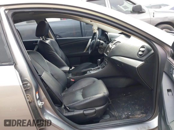 2010 Mazda 3 S Sport with VIN JM1BL1S54A1180884, listed as a IAAI auction lot 38267755 with 119,879 mi miles and . Bid and sale history available at DreamBid. Image 5.