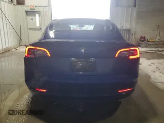 2022 Tesla Model 3 with VIN 5YJ3E1EA7NF369551, listed as a Copart auction lot 55610805 with 128,311 mi miles and Clean Title. Bid and sale history available at DreamBid. Image 6.