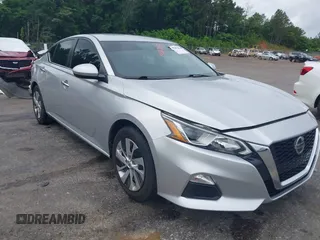 2019 Nissan Altima S z VIN 1N4BL4BV4KC228588, wystawiony jako IAAI lot #42257056 z przebiegiem 101 261 mil mil oraz . Historia ofert i sprzedaży dostępna na DreamBid. Obrazek 1.