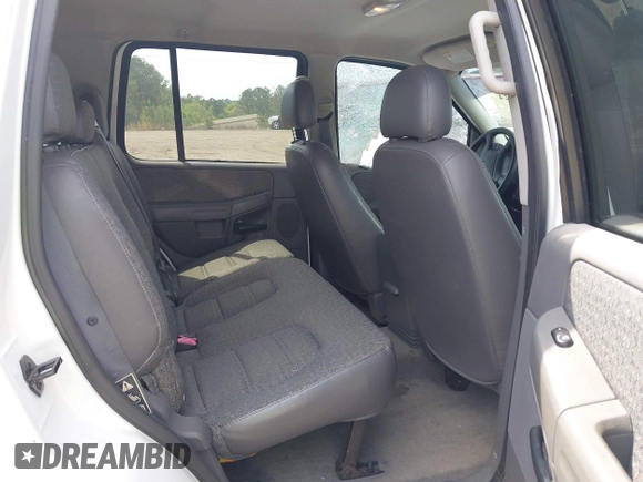 2003 Ford Explorer XLS with VIN 1FMZU62K93ZA56477, listed as a IAAI auction lot 42264677 with 99,634 mi miles and . Bid and sale history available at DreamBid. Image 8.