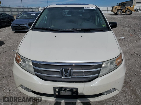 2013 Honda Odyssey Touring with VIN 5FNRL5H9XDB064035, listed as a Copart auction lot 49889325 with 153,041 mi miles and Salvage Title. Bid and sale history available at carsss.com. Image 5.