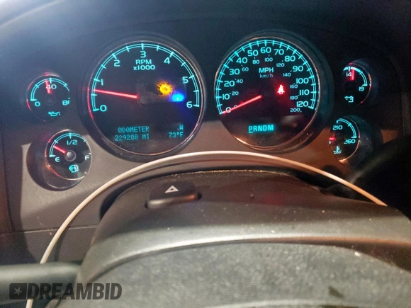 2014 Chevrolet Suburban LT z VIN 1GNSCJE04ER201392, wystawiony jako Copart lot #58076755 z przebiegiem 229 288 mil mil oraz Szkoda całkowita • Salvage title. Historia ofert i sprzedaży dostępna na DreamBid. Obrazek 9.