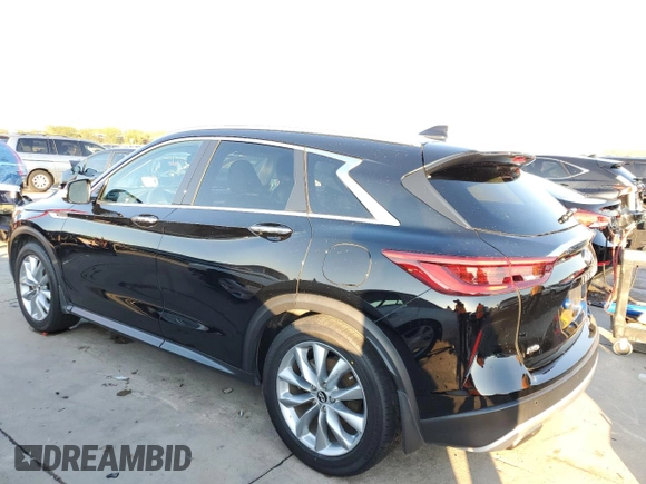 2019 Infiniti QX50 LUXE with VIN 3PCAJ5M35KF127690, listed as a Copart auction lot 67561682 with 27,974 mi miles. Bid and sale history available at carsss.com. Image 2.