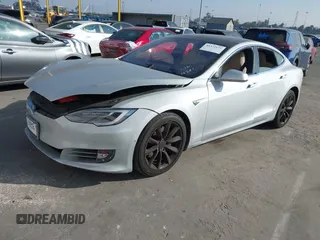 2016 Tesla Model S 90D с VIN 5YJSA1E23GF144496, выставлен на аукционе IAAI как лот 41372621 с пробегом 34 832 миль миль и . История ставок и продаж доступна на DreamBid. Изображение 17.