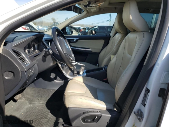 2016 Volvo XC60 T6 Drive-E with VIN YV449MRK3G2891450, listed as a Copart auction lot 46184485 with 120,976 mi miles and Salvage Title. Bid and sale history available at carsss.com. Image 7.