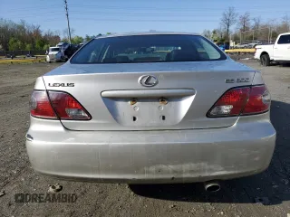 2002 Lexus ES 300 with VIN JTHBF30G420018931, listed as a Copart auction lot 51115275 with 292,777 mi miles and Salvage Title. Bid and sale history available at DreamBid. Image 6.