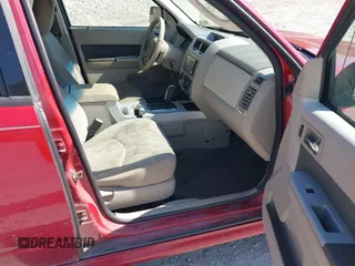 2011 Mercury Mariner with VIN 4M2CN8B77BKJ04817, listed as a IAAI auction lot 40493583 with 292,950 mi miles and . Bid and sale history available at DreamBid. Image 5.