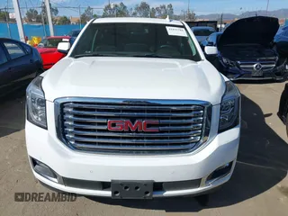 2017 GMC Yukon XL SLT with VIN 1GKS2GKC5HR403907, listed as a IAAI auction lot 41835784 with 46,004 mi miles. Bid and sale history available at carsss.com. Image 13.