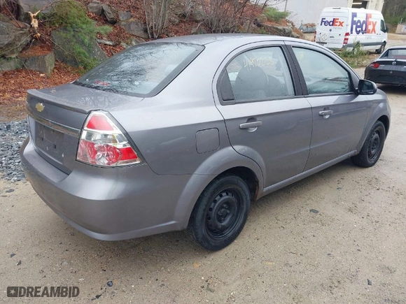 2011 Chevrolet Aveo LT w/1LT with VIN KL1TD5DE7BB150593, listed as a IAAI auction lot 41970228 with 178,353 mi miles. Bid and sale history available at carsss.com. Image 4.