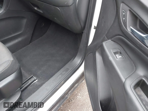 2020 Chevrolet Equinox LT with VIN 3GNAXLEX8LS527490, listed as a IAAI auction lot 41574834 with 90,845 mi miles. Bid and sale history available at carsss.com. Image 5.