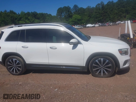 2021 Mercedes-Benz GLB 250 z VIN W1N4M4GB0MW104049, wystawiony jako IAAI lot #42292913 z przebiegiem 63 626 mil mil oraz . Historia ofert i sprzedaży dostępna na DreamBid. Obrazek 13.