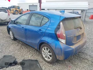 2016 Toyota Prius One z VIN JTDKDTB30G1117670, wystawiony jako IAAI lot #42115566 z przebiegiem 177 011 mil mil oraz . Historia ofert i sprzedaży dostępna na DreamBid. Obrazek 3.