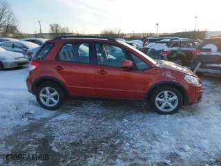 2009 Suzuki SX4 Man AWD with VIN JS2YB413996201005, listed as a IAAI auction lot 41368510 with 27,111 mi miles. Bid and sale history available at carsss.com. Image 13.
