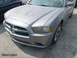 2013 Dodge Charger SE with VIN 2C3CDXBG3DH655523, listed as a IAAI auction lot 42003869 with 172,948 mi miles. Bid and sale history available at carsss.com. Image 6.