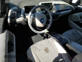 2016 BMW i3 z VIN WBY1Z2C58GV556419, wystawiony jako Copart lot #52809995 z przebiegiem 59 363 mil mil oraz Tytuł czysty. Historia ofert i sprzedaży dostępna na DreamBid. Obrazek 8.