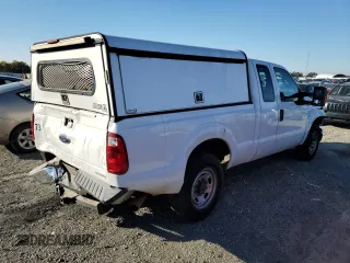2016 Ford F-250 XLT with VIN 1FT7X2A68GEA99236, listed as a Copart auction lot 72819203 with 223,416 mi miles and Salvage title. Bid and sale history available at DreamBid. Image 3.