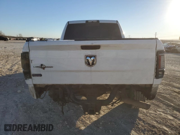 2015 Ram 2500 Laramie with VIN 3C6UR5NL6FG552735, listed as a Copart auction lot 41956485 with 284,745 mi miles and Salvage title. Bid and sale history available at DreamBid. Image 6.