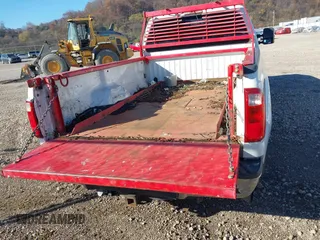 2012 Ford F-350 XL with VIN 1FT7W3AT7CEC97122, listed as a IAAI auction lot 38086956 with 260,503 mi miles and . Bid and sale history available at DreamBid. Image 16.