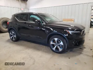 2024 Volvo XC40 Plus Bright Theme with VIN YV4L12UE4R2252652, listed as a Copart auction lot 41743045 with 10,063 mi miles and Salvage Title. Bid and sale history available at DreamBid. Image 4.