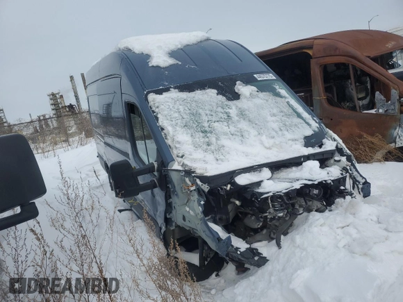 2021 Ford Transit Cargo with VIN 1FTBR3U87MKA68354, listed as a Copart auction lot 44575775 with Not Provided miles and Salvage Title. Bid and sale history available at DreamBid. Image 4.