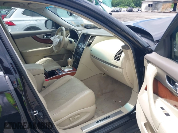 2012 Infiniti FX with VIN JN8AS1MW0CM152106, listed as a IAAI auction lot 42259926 with 72,733 mi miles and . Bid and sale history available at DreamBid. Image 5.