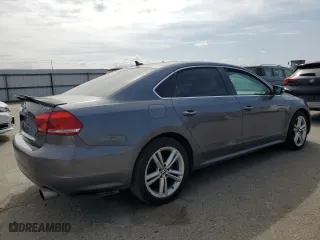 2013 Volkswagen Passat SE w/Sunroof with VIN 1VWBM7A31DC107431, listed as a Copart auction lot 53462205 with 204,220 mi miles and Clean Title. Bid and sale history available at carsss.com. Image 3.